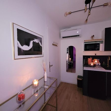 Nuit D'Evasion Love Room Avec Baignoire Balneotherapie Toulon Exterior foto